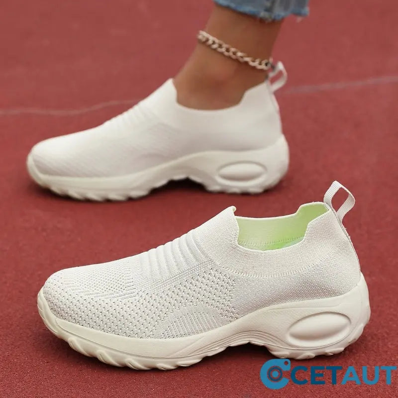Lässige atmungsaktive Sportschuhe aus Mesh cetaut