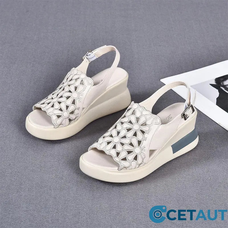 Elegante Keilabsätze mit Blumen-Detail – Bequem den ganzen Tag! 👟🌺 cetaut
