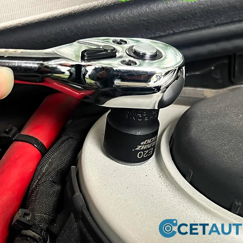 🔩 Ultimativer Steckschlüsselsatz für Mechaniker – CR-V Stahl + 60 Teile cetaut