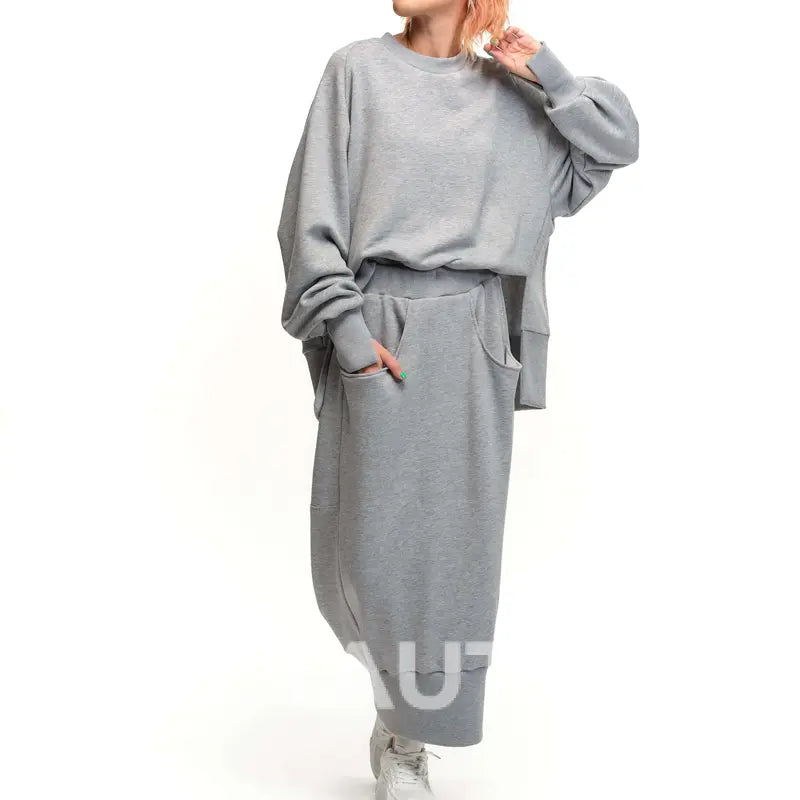 ✨2-teiliges Set aus Rundhals-Sweatshirt und Rock für Damen cetaut