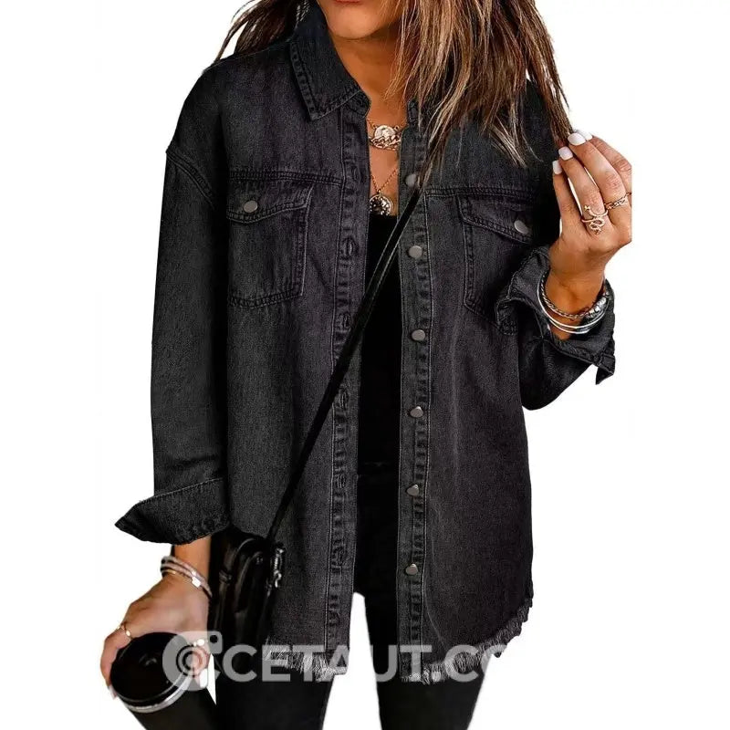 Zerrissene Denim-Jacke für Frauen (Raw Edge) cetaut