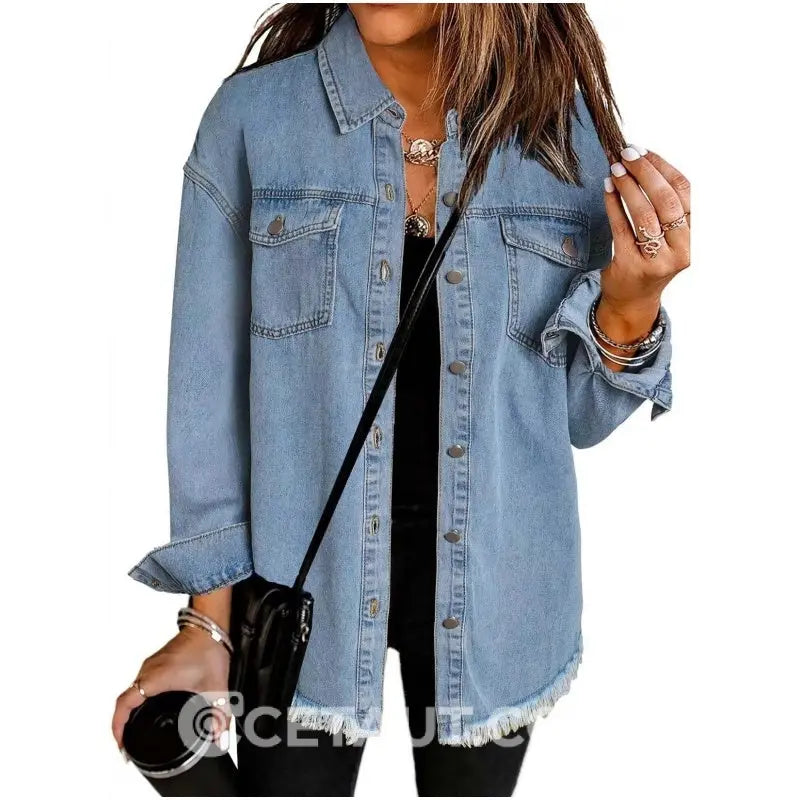 Zerrissene Denim-Jacke für Frauen (Raw Edge) cetaut