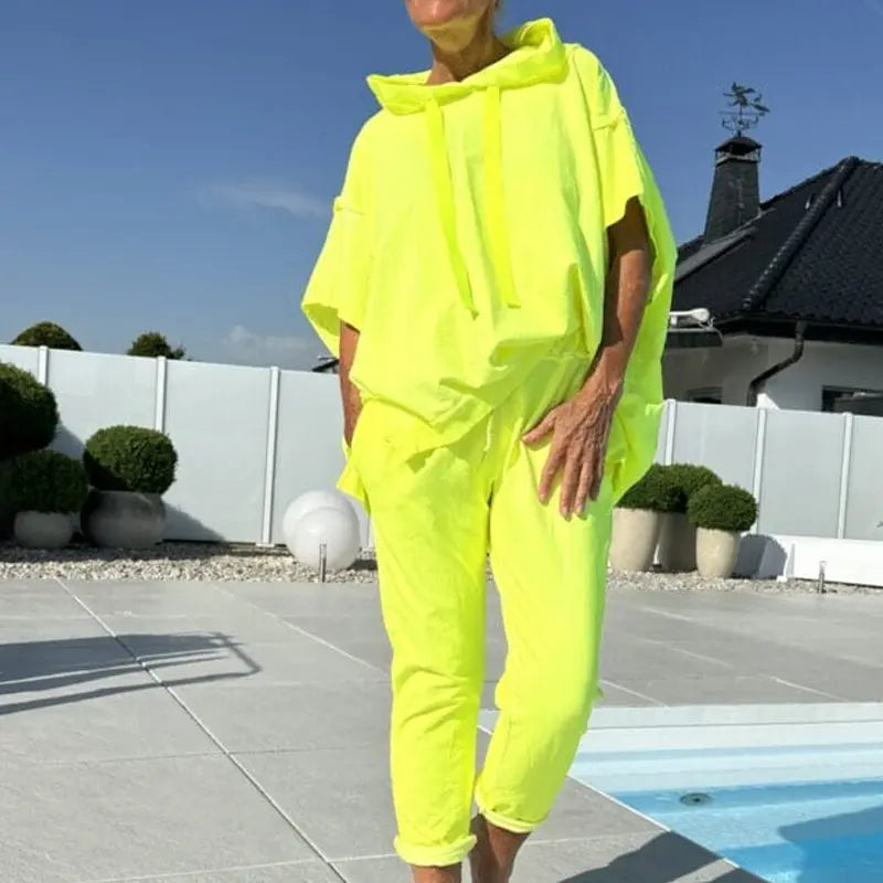 Zweiteiler: Oversize-Hoodie mit Fledermausärmeln & Hose mit geradem Bein cetaut