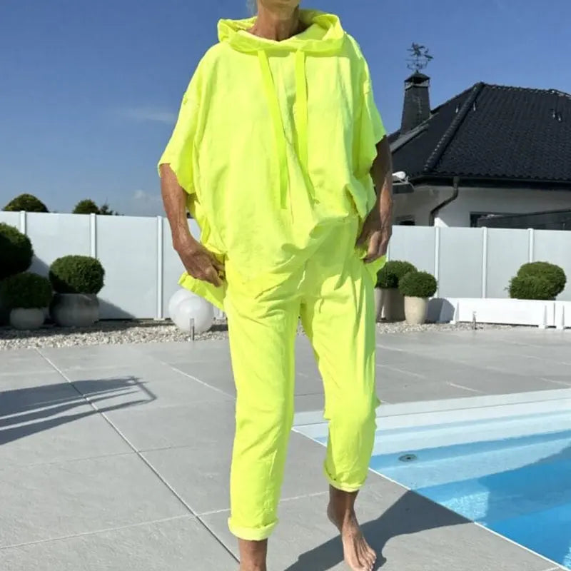 Zweiteiler: Oversize-Hoodie mit Fledermausärmeln & Hose mit geradem Bein cetaut