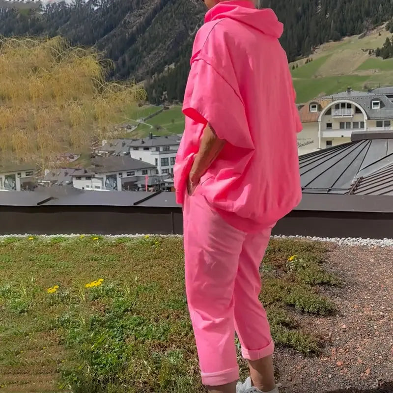 Zweiteiler: Oversize-Hoodie mit Fledermausärmeln & Hose mit geradem Bein cetaut